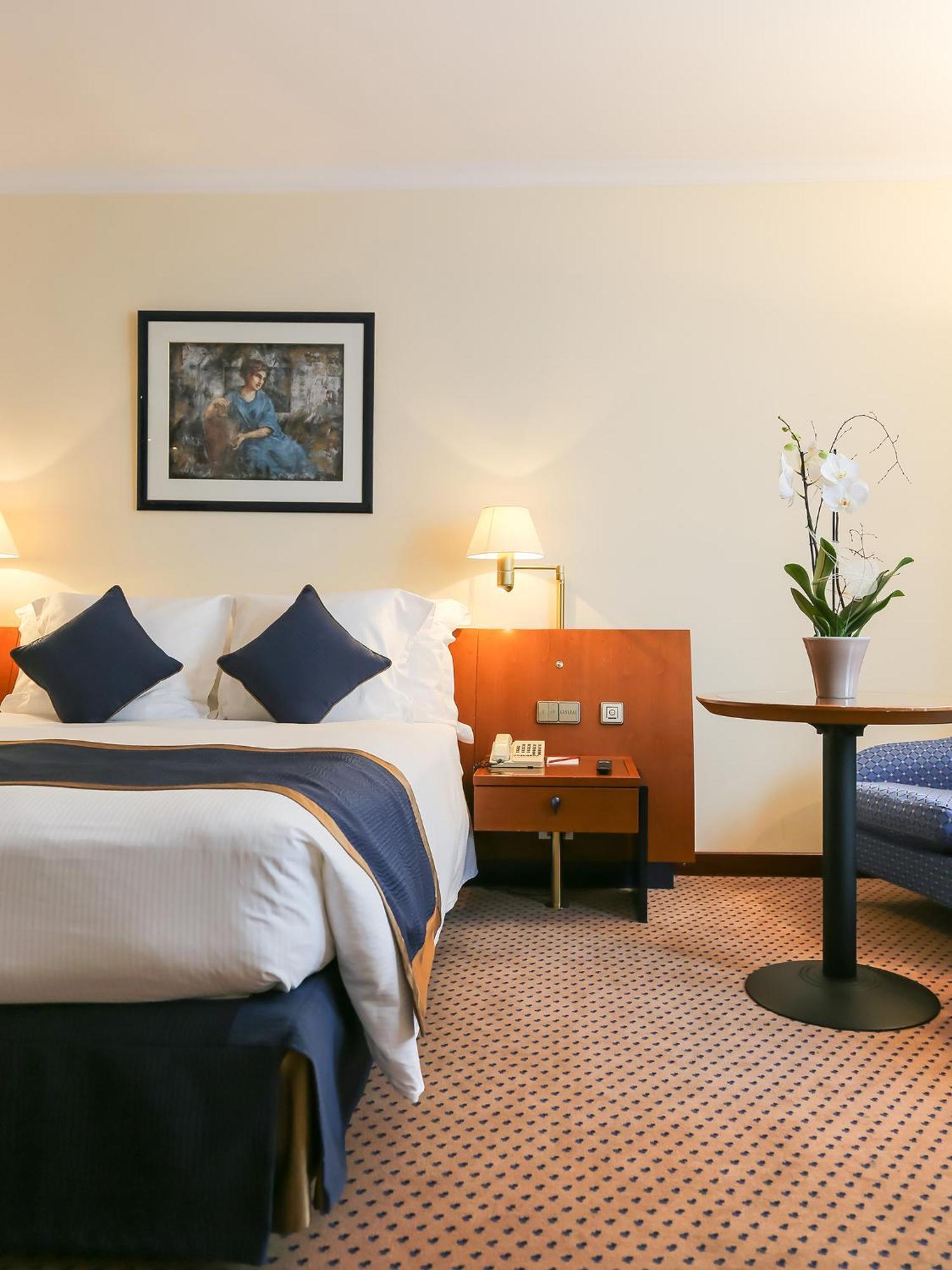 Club Double or Twin Room