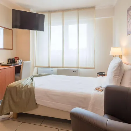 Best Western Plus Grand Hotel Victor Hugo-2